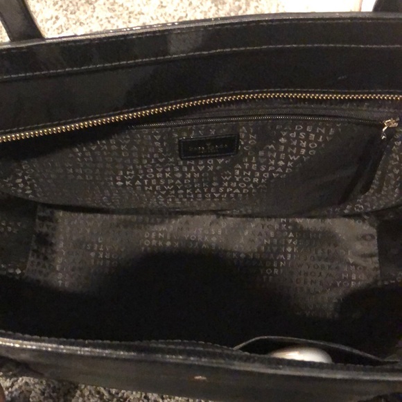 Kate Spade tote - Picture 2 of 4